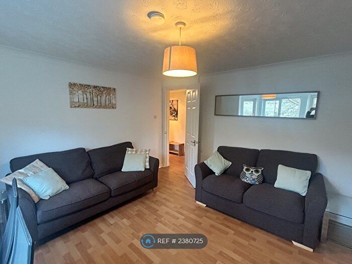 2 Bedroom Flat To Rent In Easter Dalry Wynd, Edinburgh, EH11