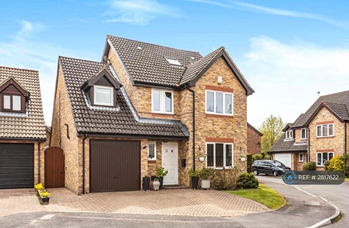 4 Bedroom Semi Detached House To Rent In Saddleback Way, Fleet, GU51