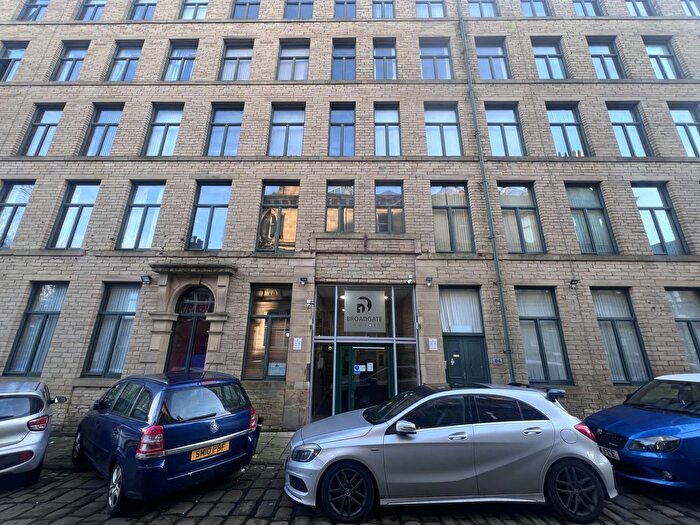1 Bedroom Flat To Rent In Broadgate House, Broad Street, Bradford, West Yorkshire, BD1