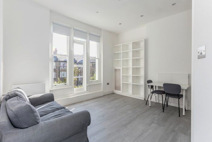 1 Bedroom Flat To Rent In Garlinge Road, London, NW2