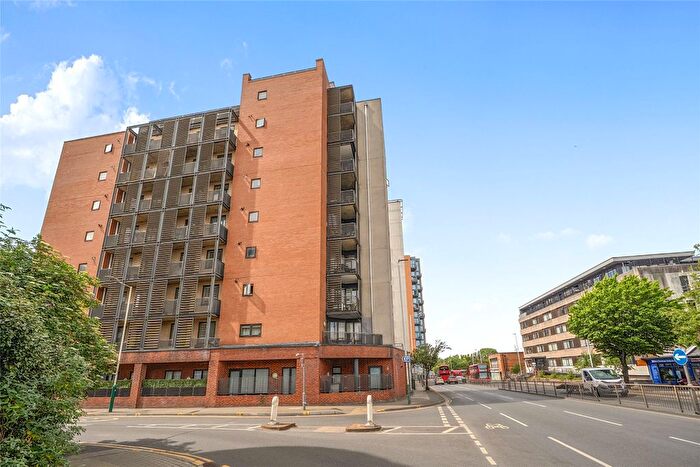 1 Bedroom Flat For Sale In Emma House, Market Link, Romford, RM1