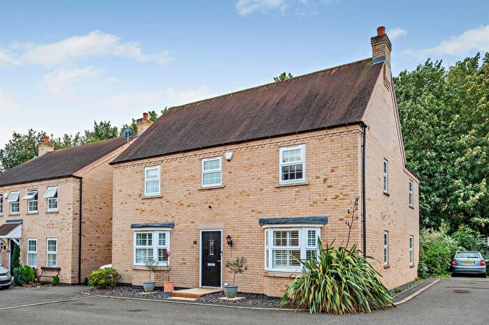 4 Bedroom Detached House For Sale In Paynes Field, Barnack, Stamford, PE9