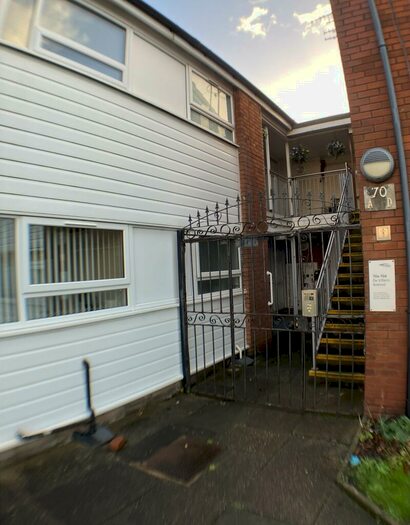 2 Bedroom Flat To Rent In De Villiers Avenue, Liverpool, L23