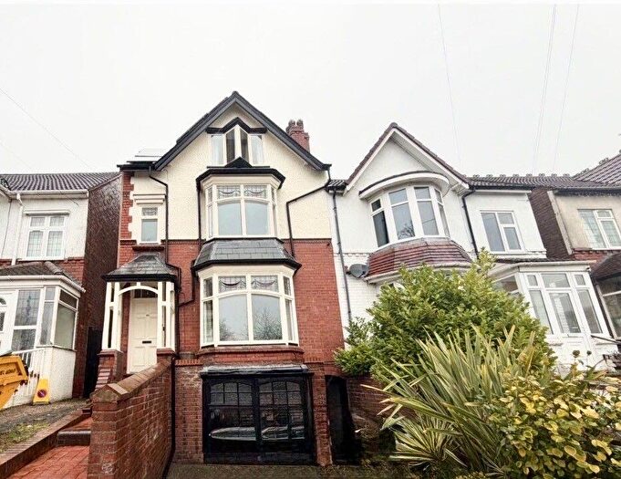 6 Bedroom Semi Detached House For Sale In Hinstock Road, Birmingham, B20