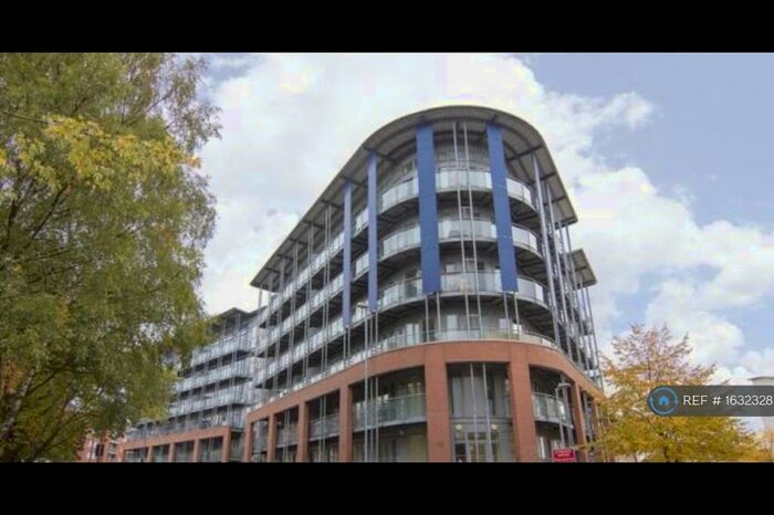 2 Bedroom Flat To Rent In Wheeleys Lane, Birmingham, B15