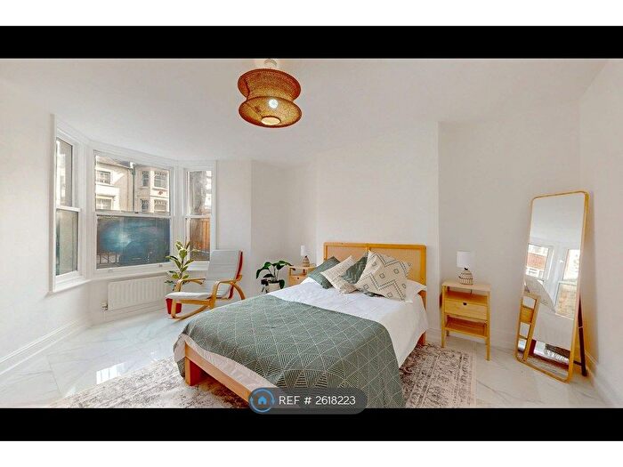 1 Bedroom Flat To Rent In Albion Road, London, N16
