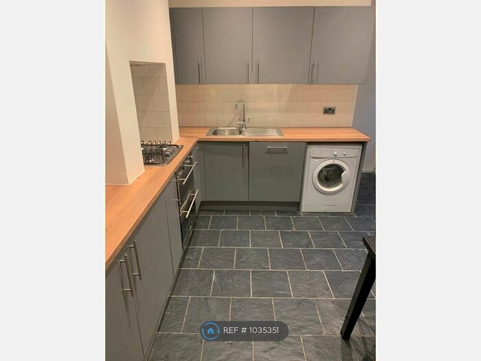 1 Bedroom Flat To Rent In Brentford, Brentford, TW8