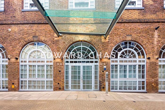 1 Bedroom Flat To Rent In Railstore, Gidea Park, RM2