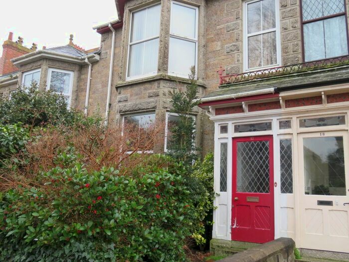 1 Bedroom Flat To Rent In Pendarves Road, Penzance, TR18