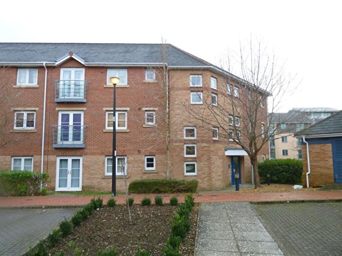 2 Bedroom Flat To Rent In Heol Cilfrydd, Barry, CF63