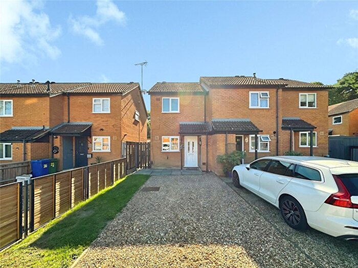 2 Bedroom End Terrace House For Sale In Frensham, Bracknell, Berkshire, RG12