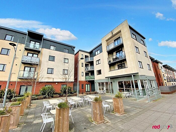 2 Bedroom Flat To Rent In Millennium Walk, Newport, NP19