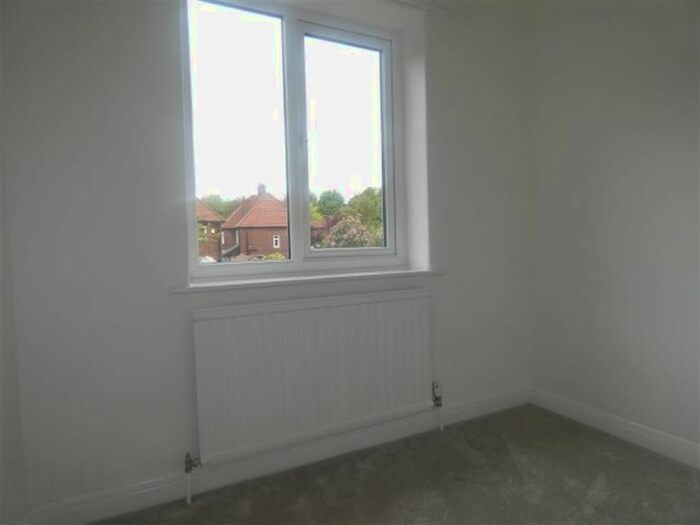 3 Bedroom Semi-Detached House To Rent In Ash Grove, Stalybridge, Cheshire, SK15