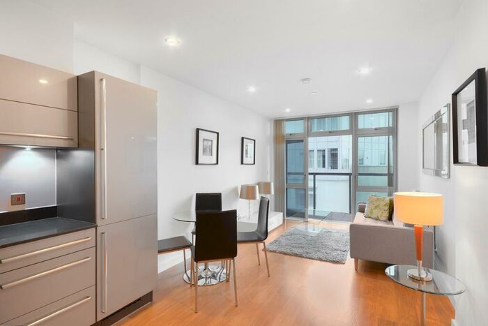 1 Bedroom Flat To Rent In Iona Tower, Canary Wharf, E14