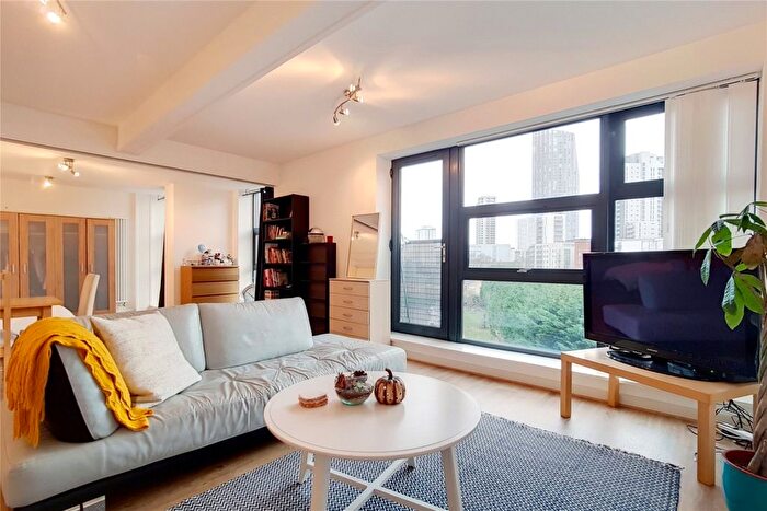 2 Bedroom Flat To Rent In Channelsea Road, London, E15