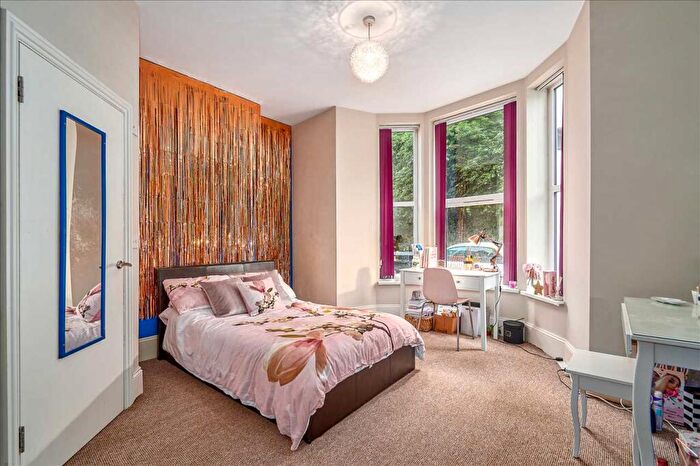 9 Bedroom Terraced House To Rent In Houndiscombe Road, Plymouth, PL4
