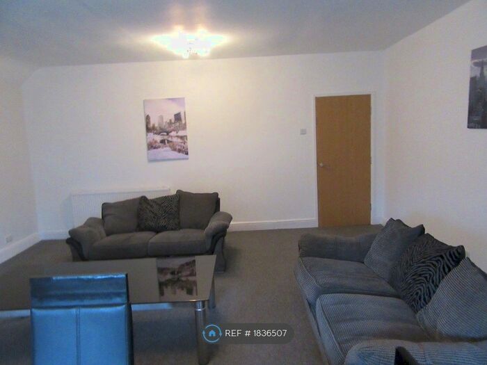 2 Bedroom Flat To Rent In Ivanhoe Road, Aigburth, Liverpool, L17