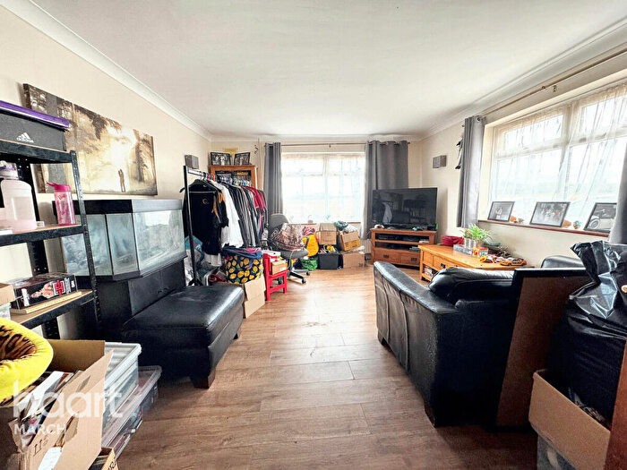 6 Bedroom Detached Bungalow For Sale In Euximoor Drove, Christchurch, PE14