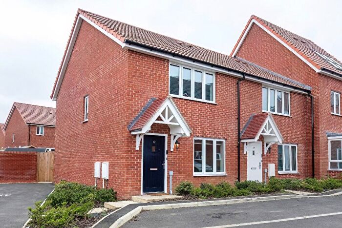 3 Bedroom Semi Detached House To Rent In Thackerey Crescent, Milton Keynes, Buckinghamshire, MK4