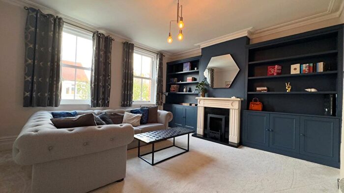 2 Bedroom Flat To Rent In Shakespeare Road, Hanwell, Hanwell, London, W7