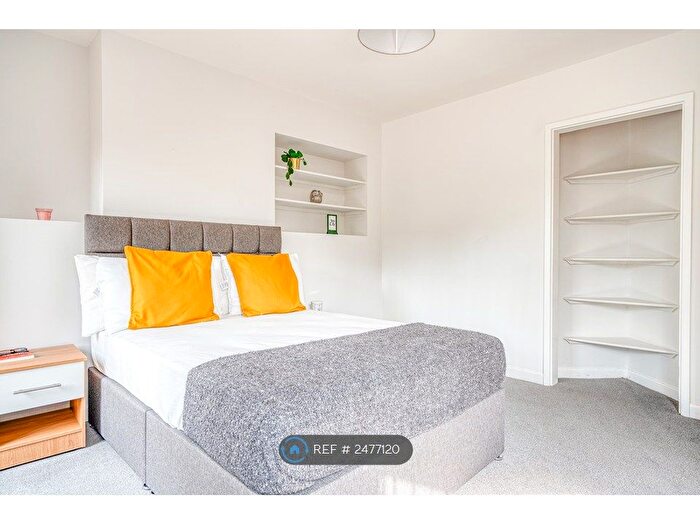 4 Bedroom Terraced House To Rent In Thicket Avenue, Bristol, BS16