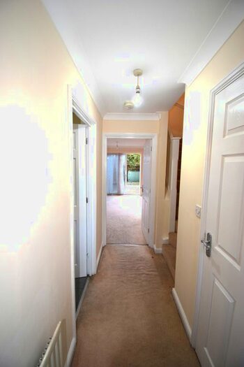 2 Bedroom Terraced House To Rent In Piper Way, Ilford, IG1