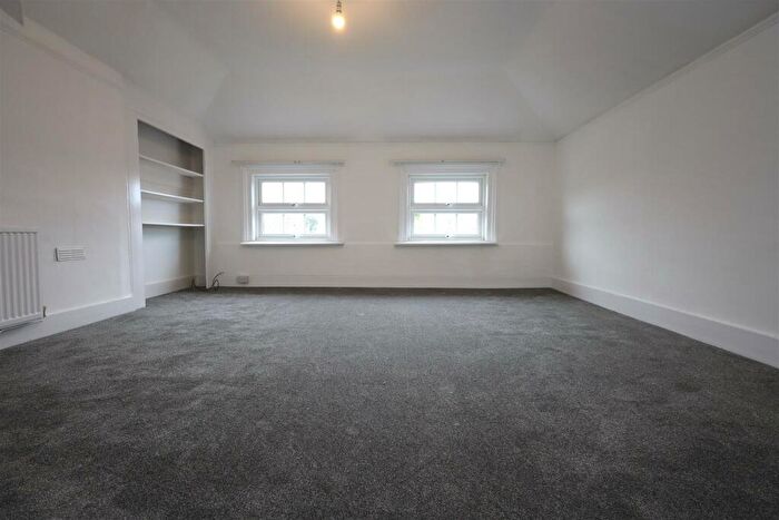 2 Bedroom Flat To Rent In Prospect Street, RG1