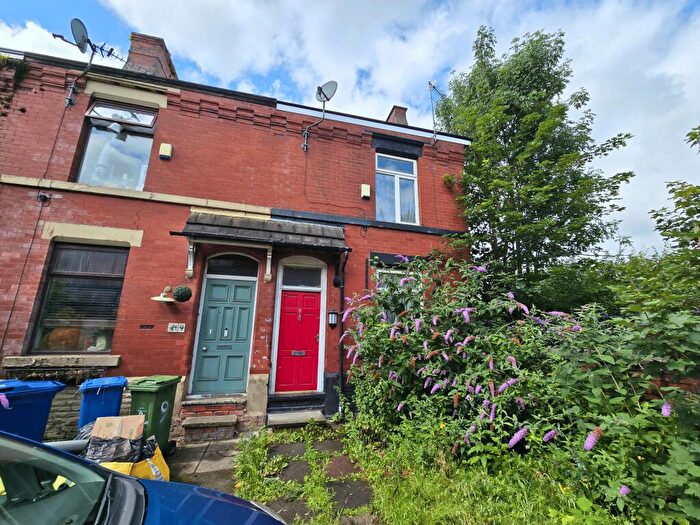 3 Bedroom End Of Terrace House For Sale In Gartside Street, Ashton-under-Lyne, Greater Manchester, OL7