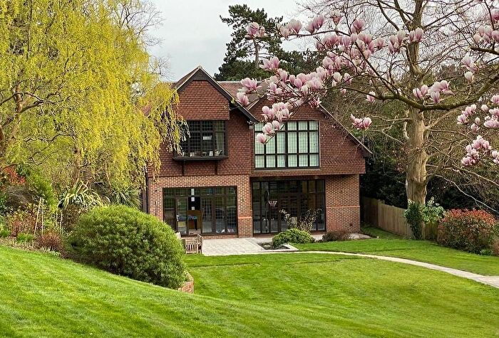 5 Bedroom Detached House For Sale In Lubbock Road, Chislehurst, Kent, BR7