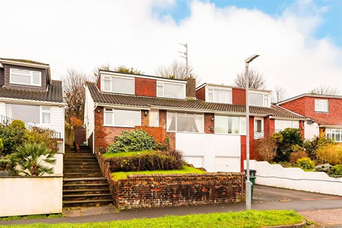 5 Bedroom Semi-detached Bungalow For Sale In Mill Rise, Brighton, BN1