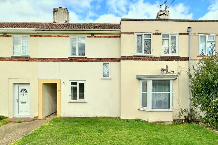 3 Bedroom Terraced House To Rent In Mansbridge, SO18