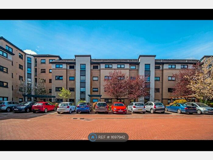 2 Bedroom Flat To Rent In Hayburn Street, Glasgow, G11