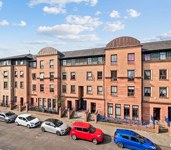 2 Bedroom Flat For Sale In Errol Gardens, Flat /, New Gorbals, Glasgow, G5
