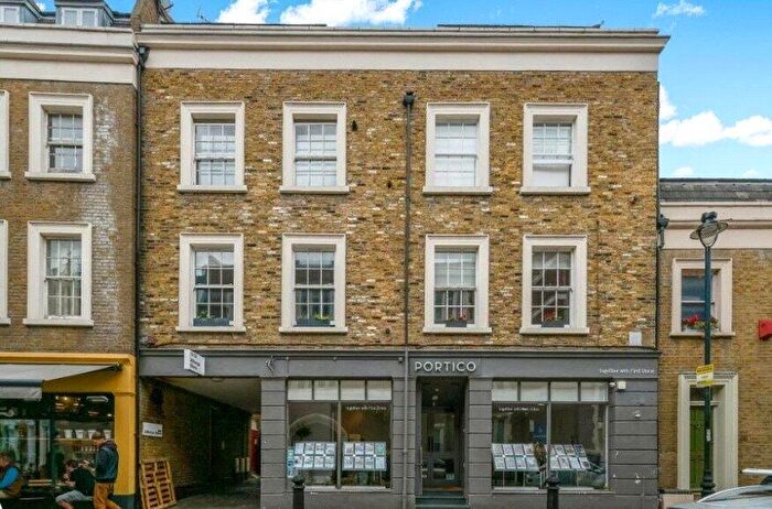 1 Bedroom Flat To Rent In Battersea Square, London, SW11