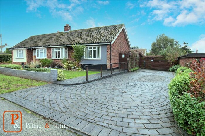 2 Bedroom Bungalow For Sale In Mill Hoo, Alderton, Woodbridge, Suffolk, IP12