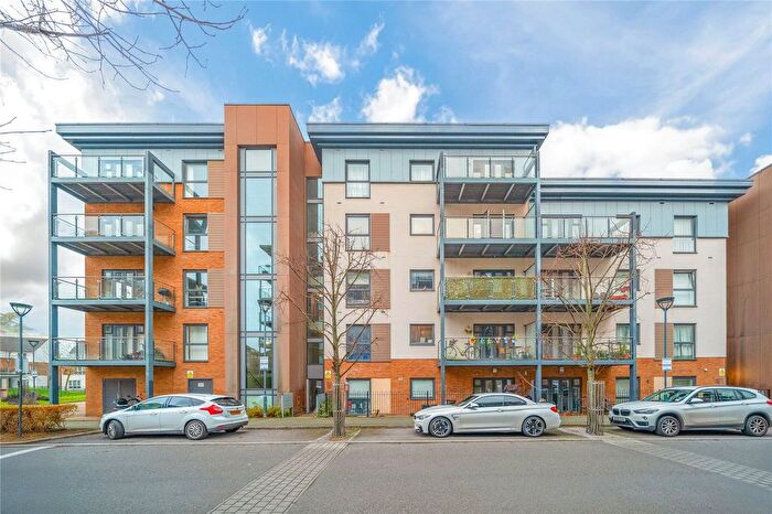 2 Bedroom Flat To Rent In Wintergreen Boulevard, West Drayton, UB7