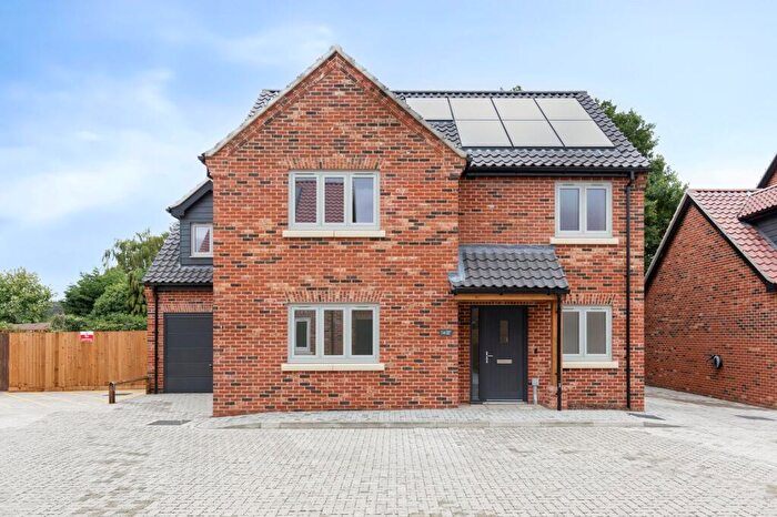 3 Bedroom Detached House For Sale In Contemporary, Three Bedroom Home In Freethorpe, NR13