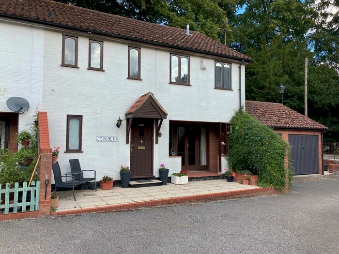 3 Bedroom Semi-Detached House For Sale In Westgate, Louth, LN11