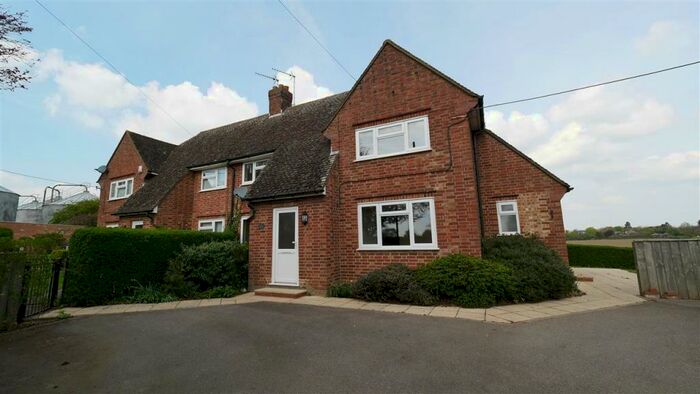 3 Bedroom Semi-Detached House To Rent In Manor Farm Cottages, Warboys Road, Bury, PE26