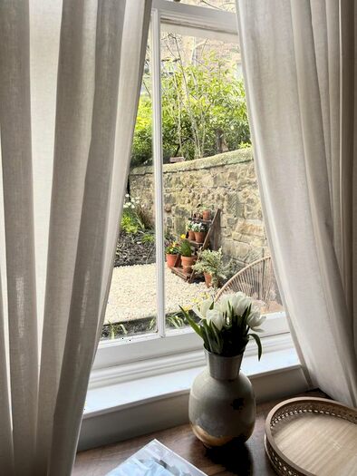 1 Bedroom Flat To Rent In , Milton Street, Edinburgh, EH8