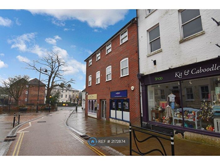 1 Bedroom Flat To Rent In Bell Street, Romsey, SO51