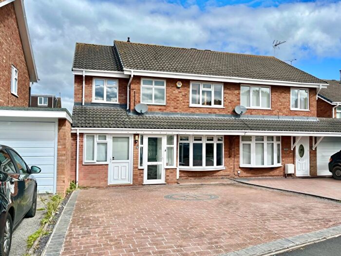 4 Bedroom Semi-Detached House For Sale In Norman Road, Penkridge, ST19