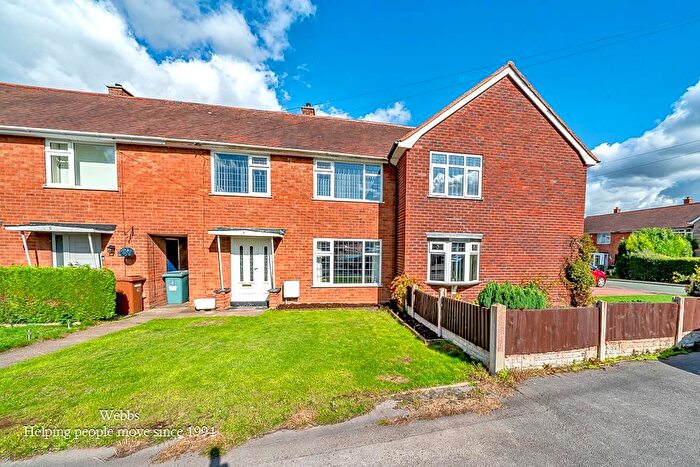 3 Bedroom Terraced House For Sale In Chatsworth Crescent, Walsall, WS4