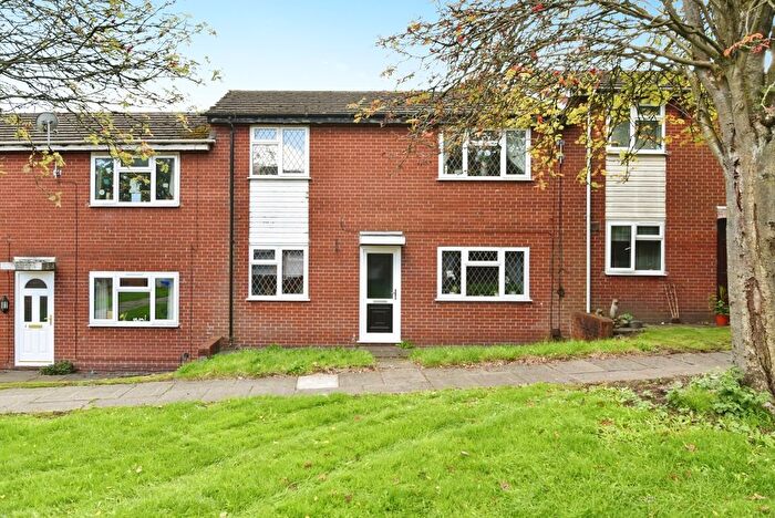 3 Bedroom Town House For Sale In Brightgreen Street, Stoke-On-Trent, Staffordshire, ST3