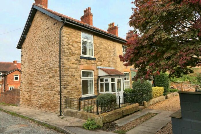 3 Bedroom End Of Terrace House To Rent In Grimshaw Lane, SK10