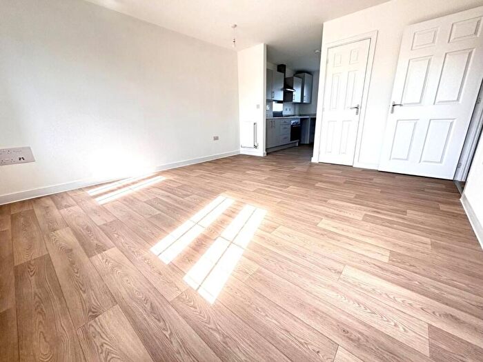 2 Bedroom Flat To Rent In Orchard Place, Aylesham, CT3