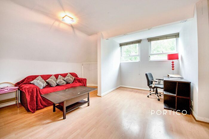 1 Bedroom Studio To Rent In Elizabeth Place, Clyde Road, London, N15