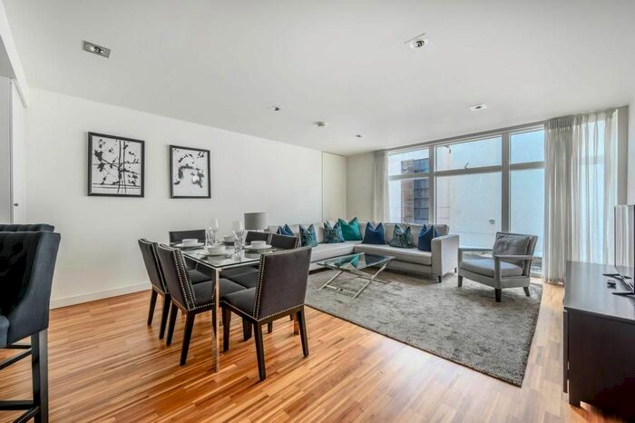 2 Bedroom Flat To Rent In Redcliffe Square, London, SW10