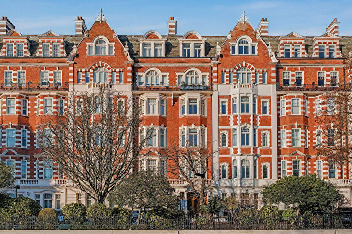 3 Bedroom Apartment For Sale In North Gate, St John's Wood, NW8