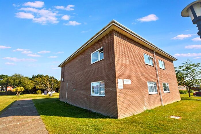 2 Bedroom Flat To Rent In Viking Way, Eastbourne, BN23
